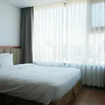 Vabien Suite 1 Serviced Residence